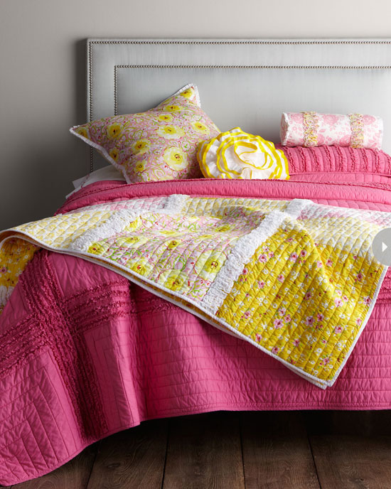 girls-bedroom-bed-linens